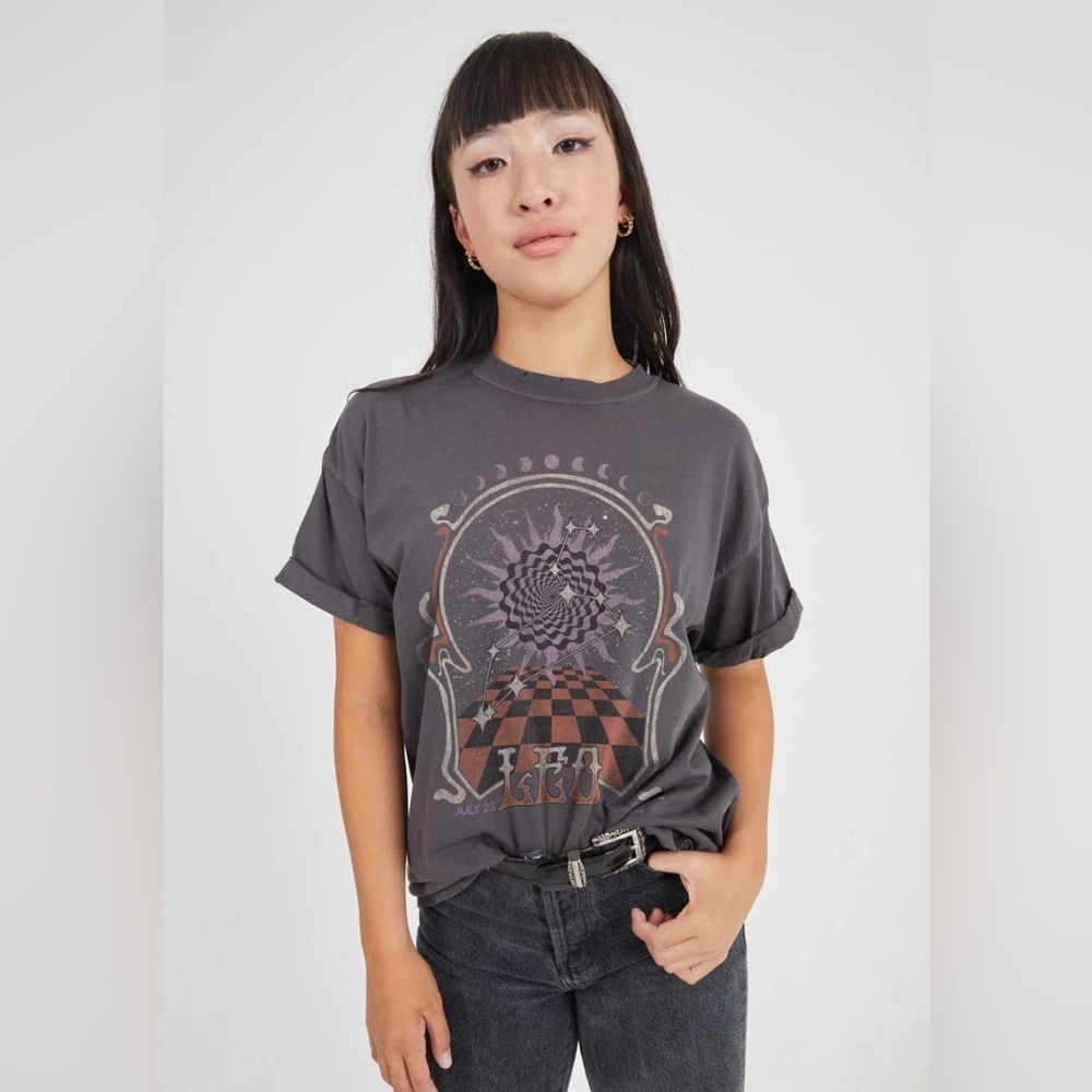 Free People girl Dangerous tshirt sz M